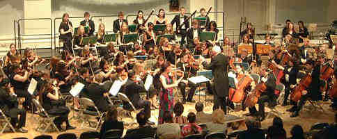 The Youth Orchestra in Bedford Corn Exchange on 3rd January 2006, conducted by Michael Rose. The soloist is Tasmin Little.
